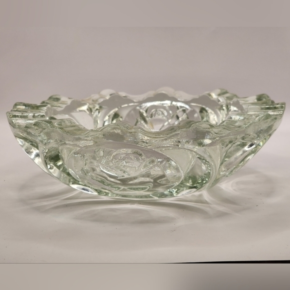 Vintage Pasari Crystal Indonesia Clear Crystal Glass‎ Ashtray With Rose Design